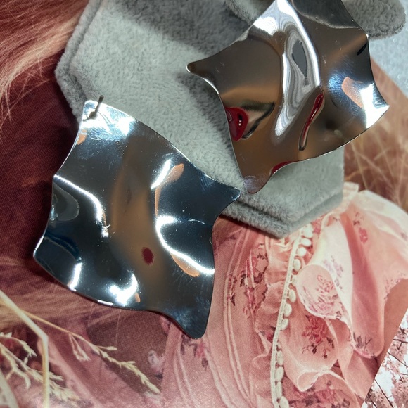 Silver Tone Big Fashion Earrings - Picture 5 of 6